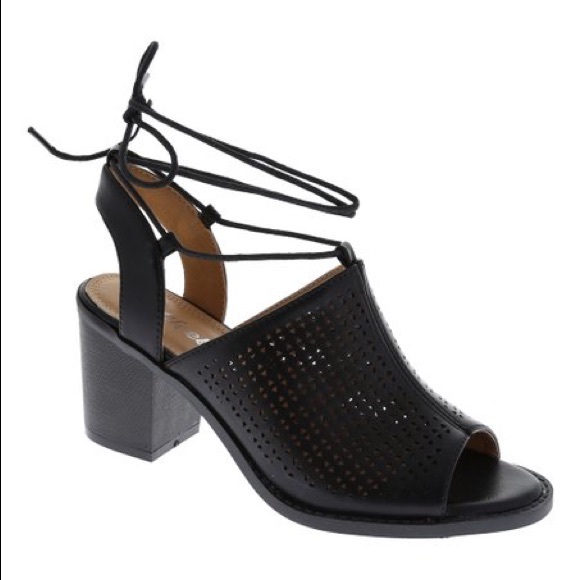 $15 🌚 Perforated Bootie Sandals tie up - Picture 2 of 5